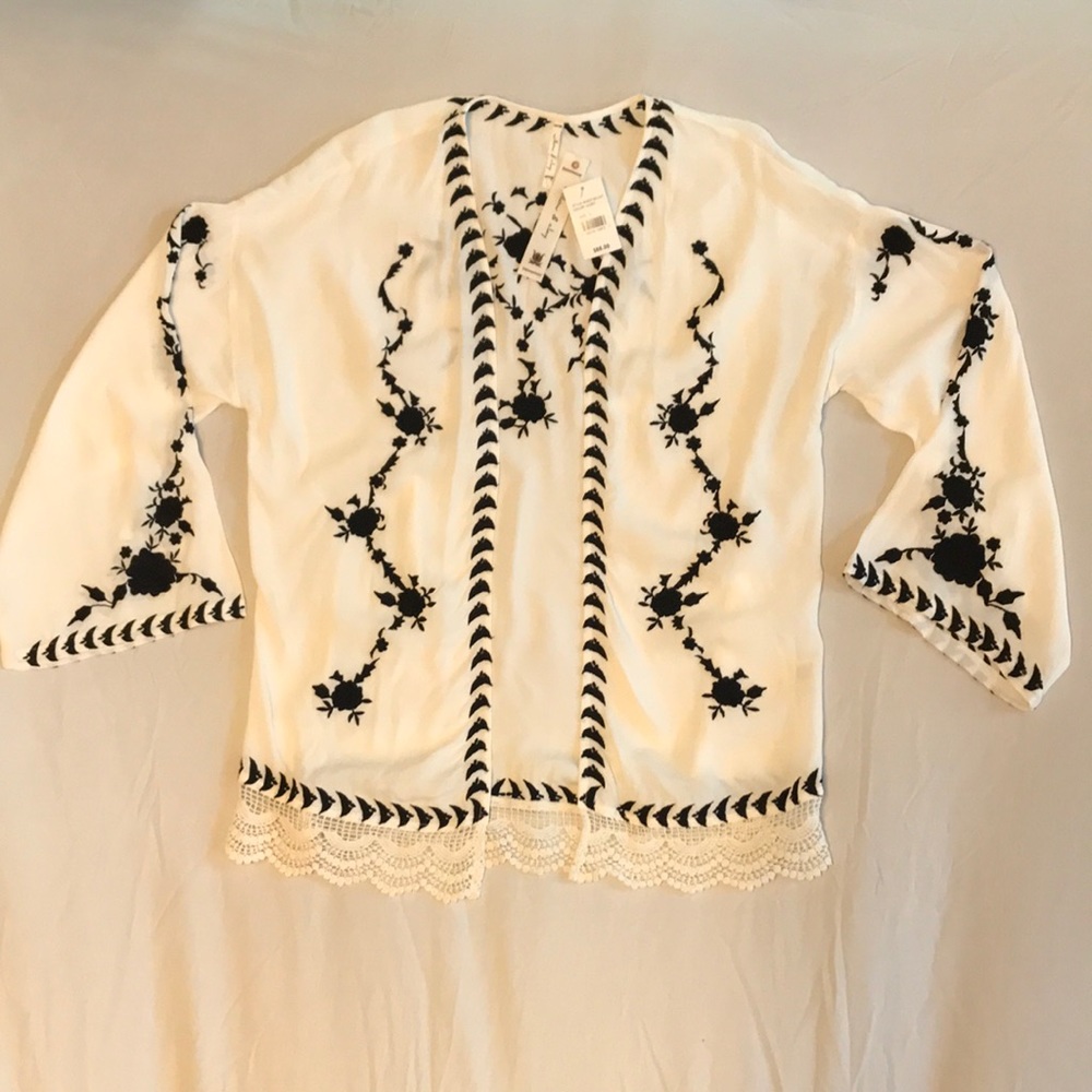 BNWT Willow & Clay Flowy Open Poncho Cardigan Sm